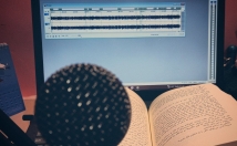 گویندگی-کتاب-پادکست-دکلمه-شعر-درست‌خوانی-مهارت-دارم