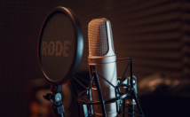 گویندگی-تیزر-نریشن-دوبله-پادکست-کتاب-صوتی-کیفیت-بالا