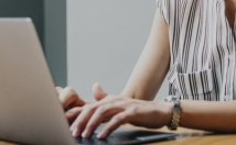 کار-تایپ-فارسی-ساده-اصولی-خودتون-میخواین-سرعت-بالا-تحویلتون